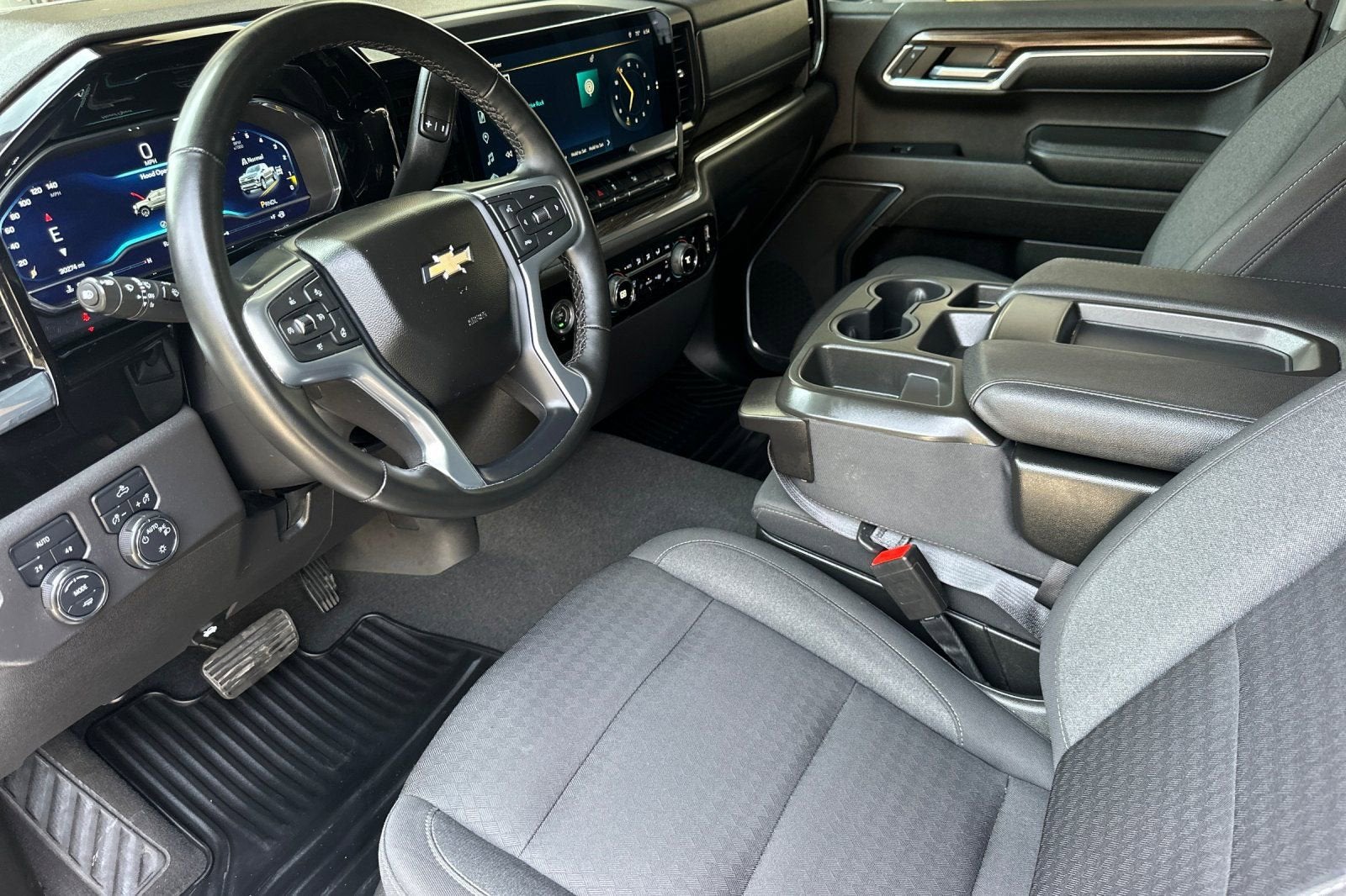 2023 Chevrolet Silverado 1500 LT (2FL)