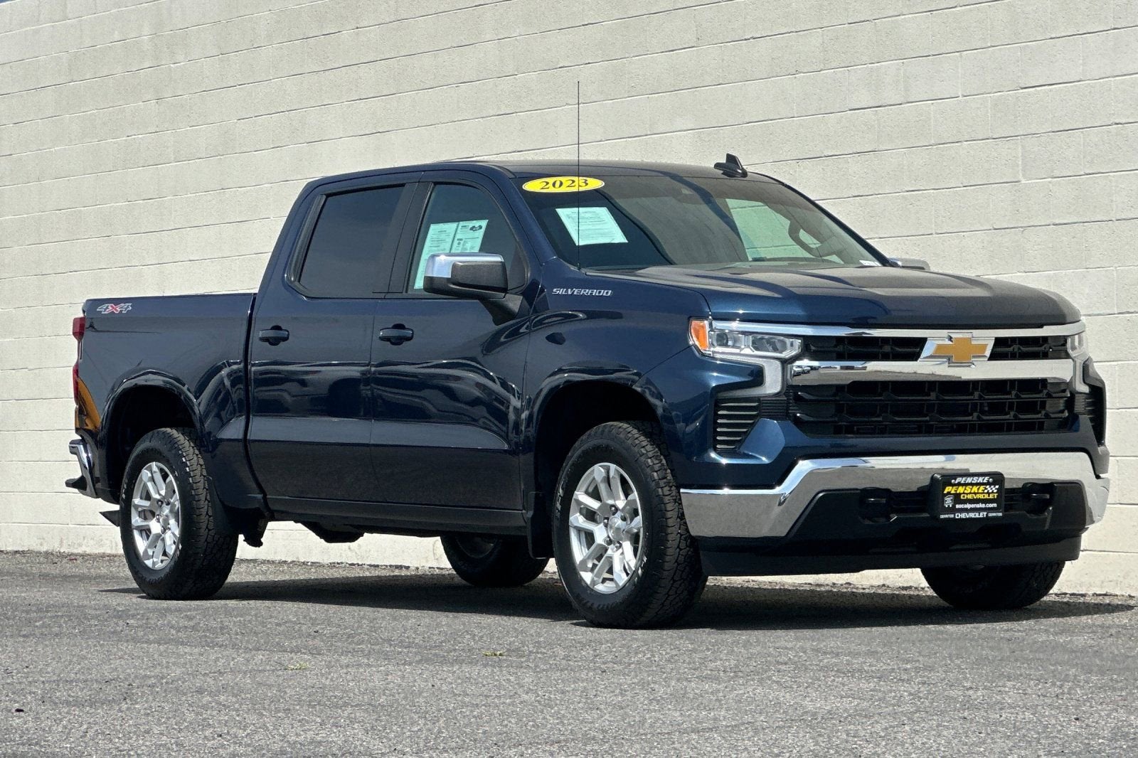 2023 Chevrolet Silverado 1500 LT (2FL)