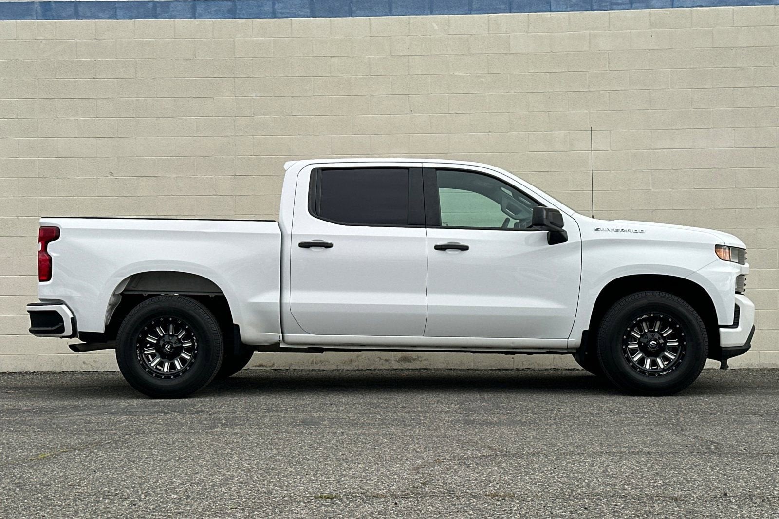 2020 Chevrolet Silverado 1500 Custom