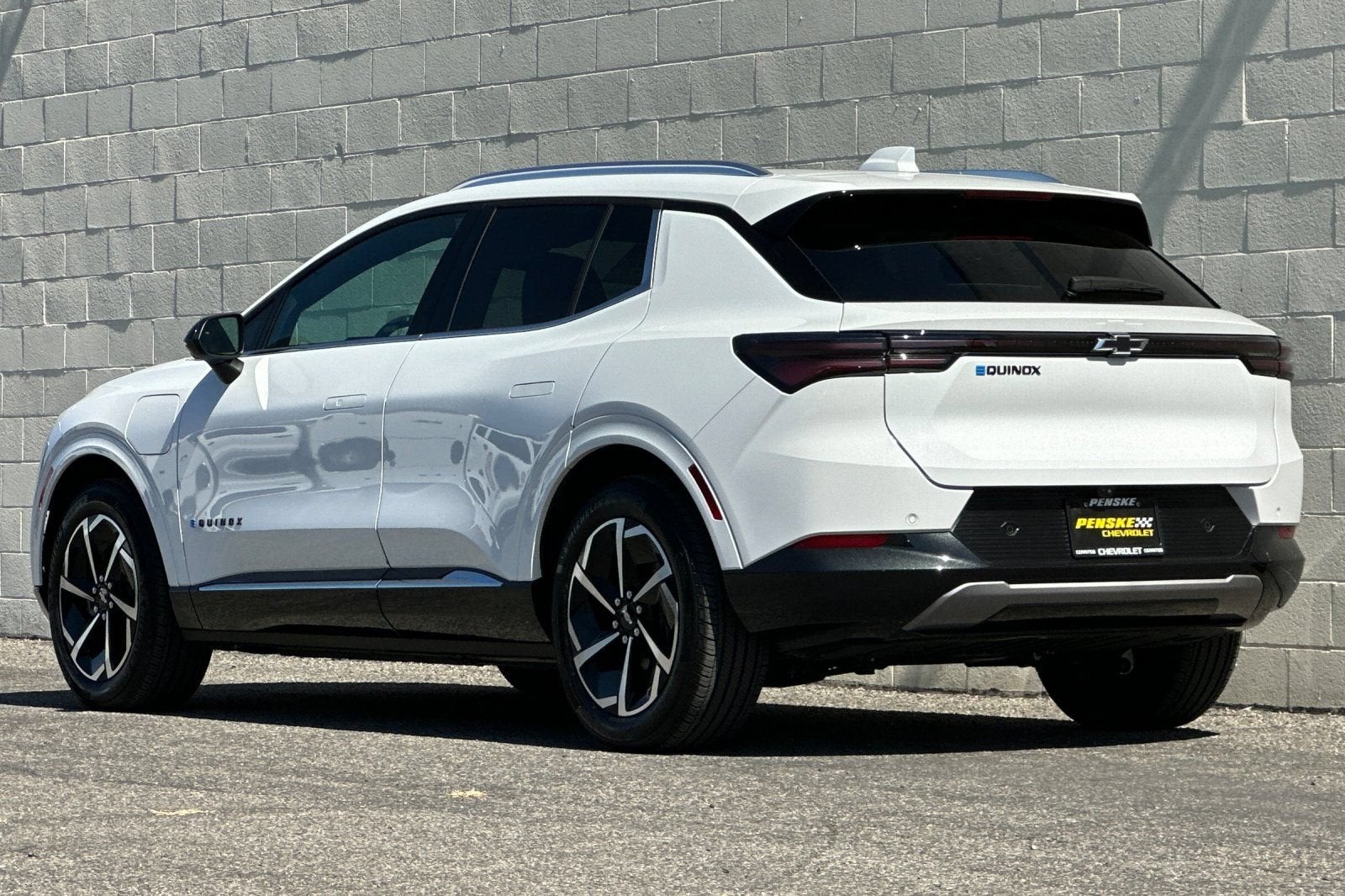 2024 Chevrolet Equinox EV 2LT