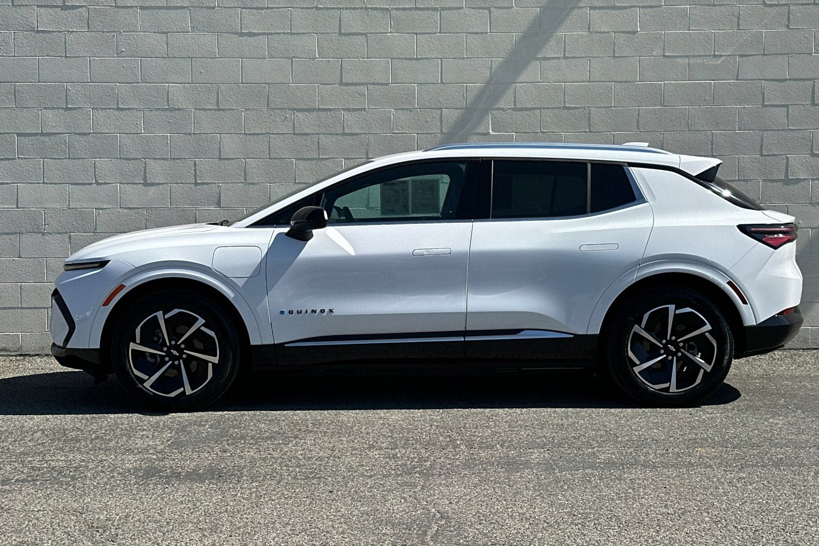 2024 Chevrolet Equinox EV 2LT