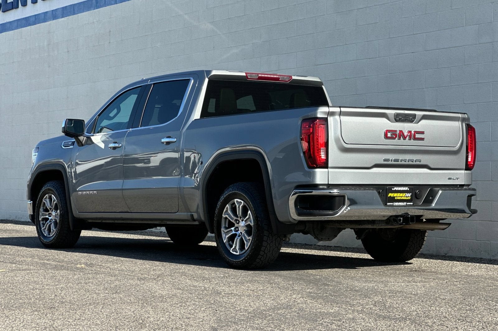 2024 GMC Sierra 1500 SLT