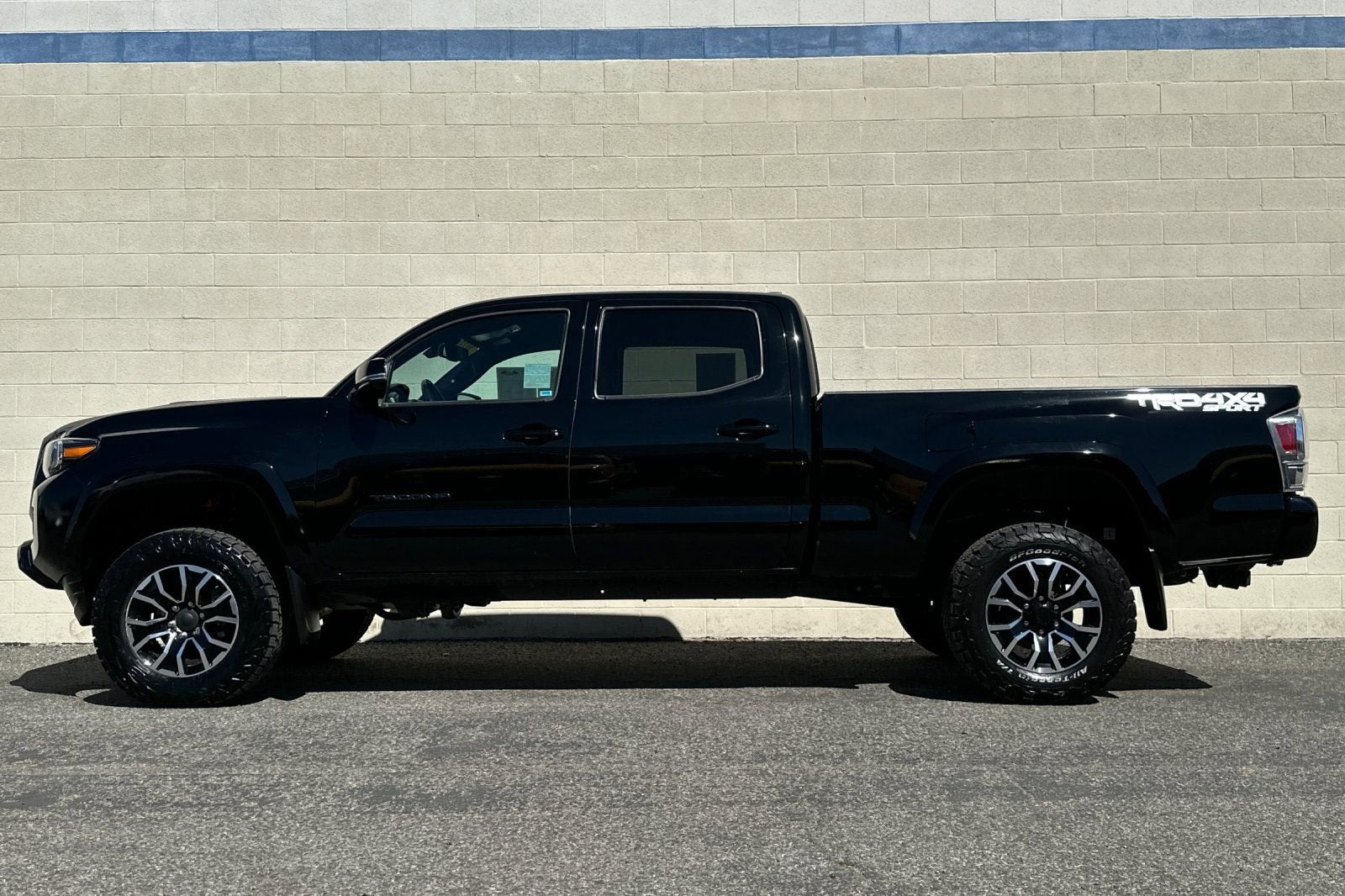 2023 Toyota Tacoma 4WD SR5