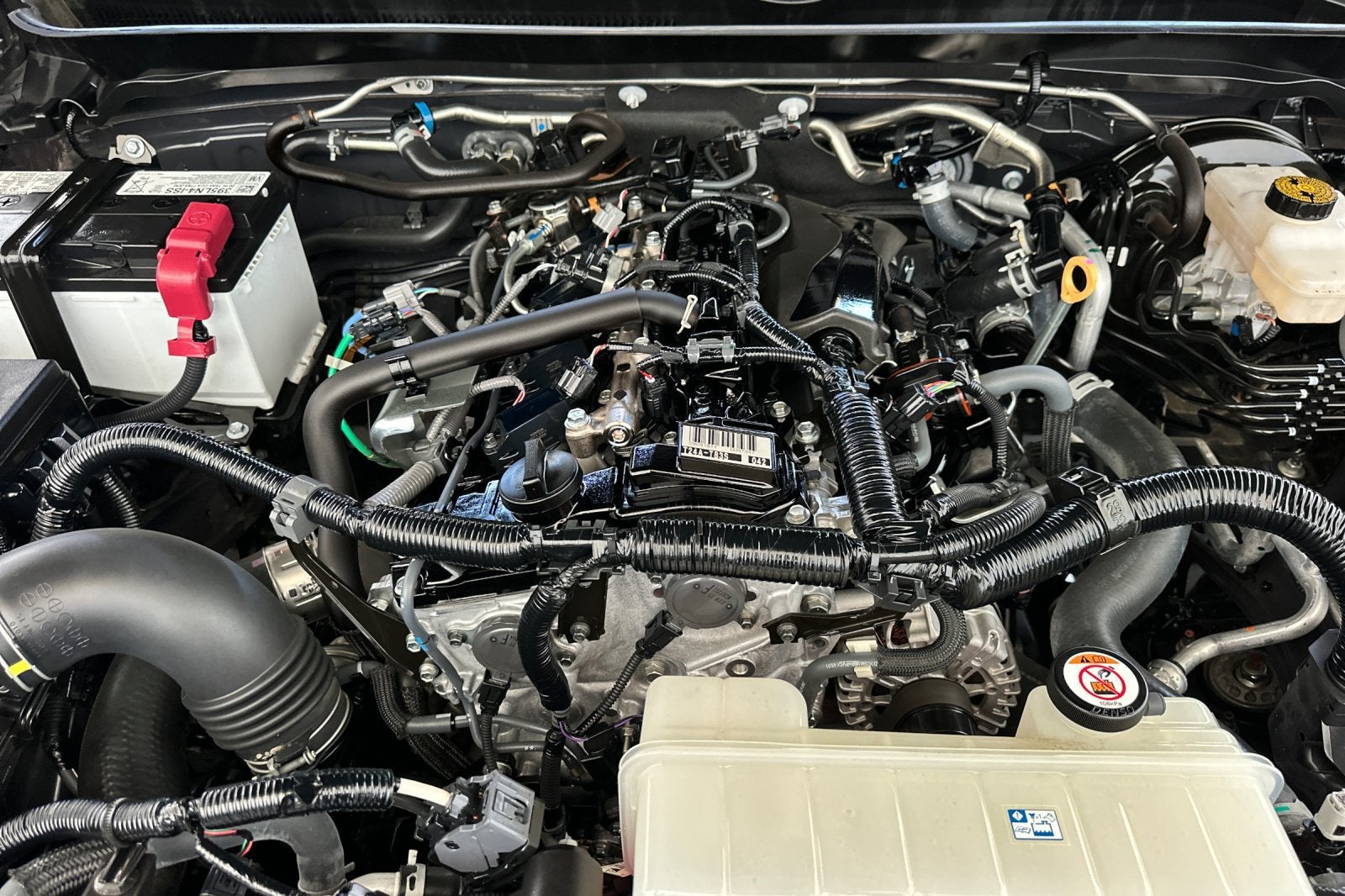 2024 Toyota Tacoma 2WD SR5