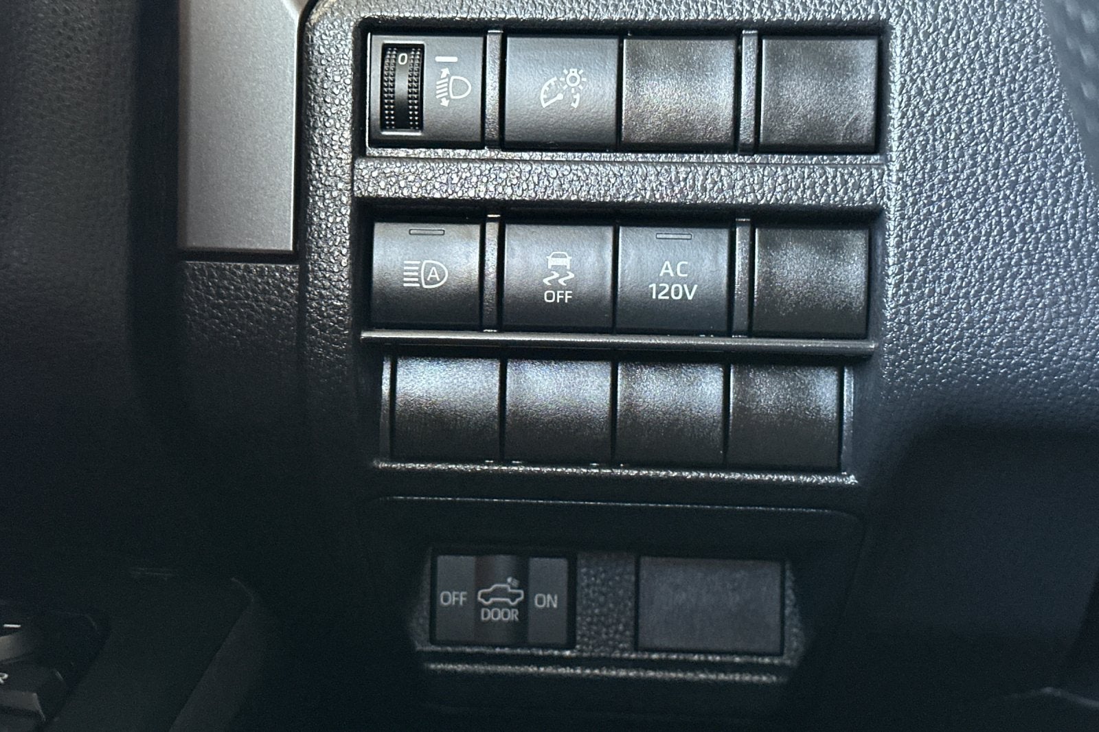 2024 Toyota Tacoma 2WD SR5