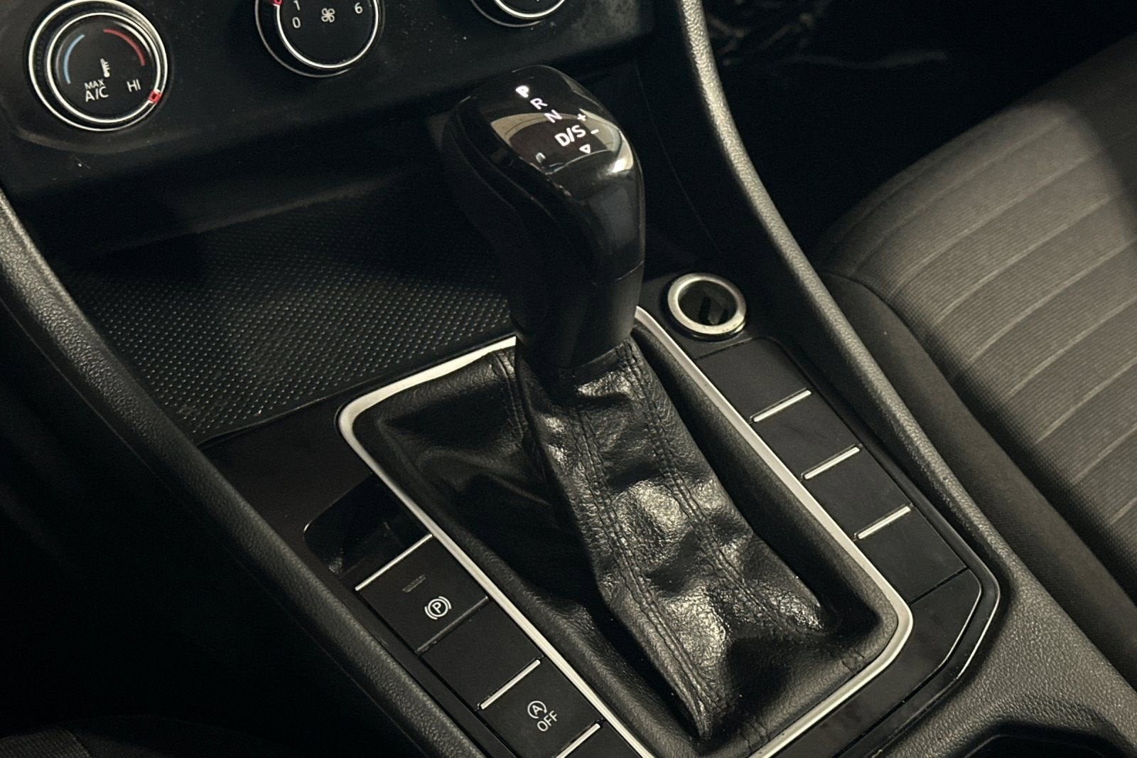 2023 Volkswagen Jetta S