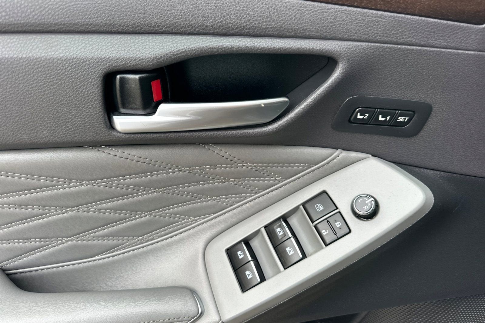 2019 Toyota Avalon XLE