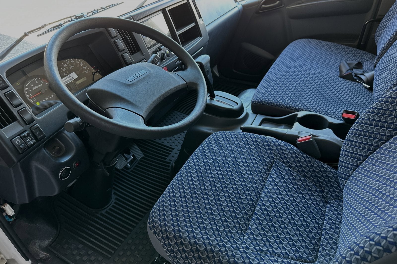 2024 Chevrolet Low Cab Forward 4500 HGLCFGAS150