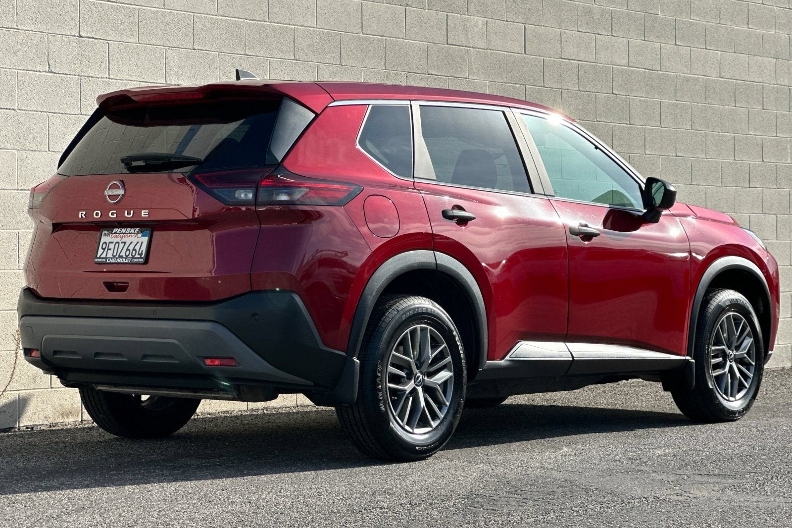 2023 Nissan Rogue S