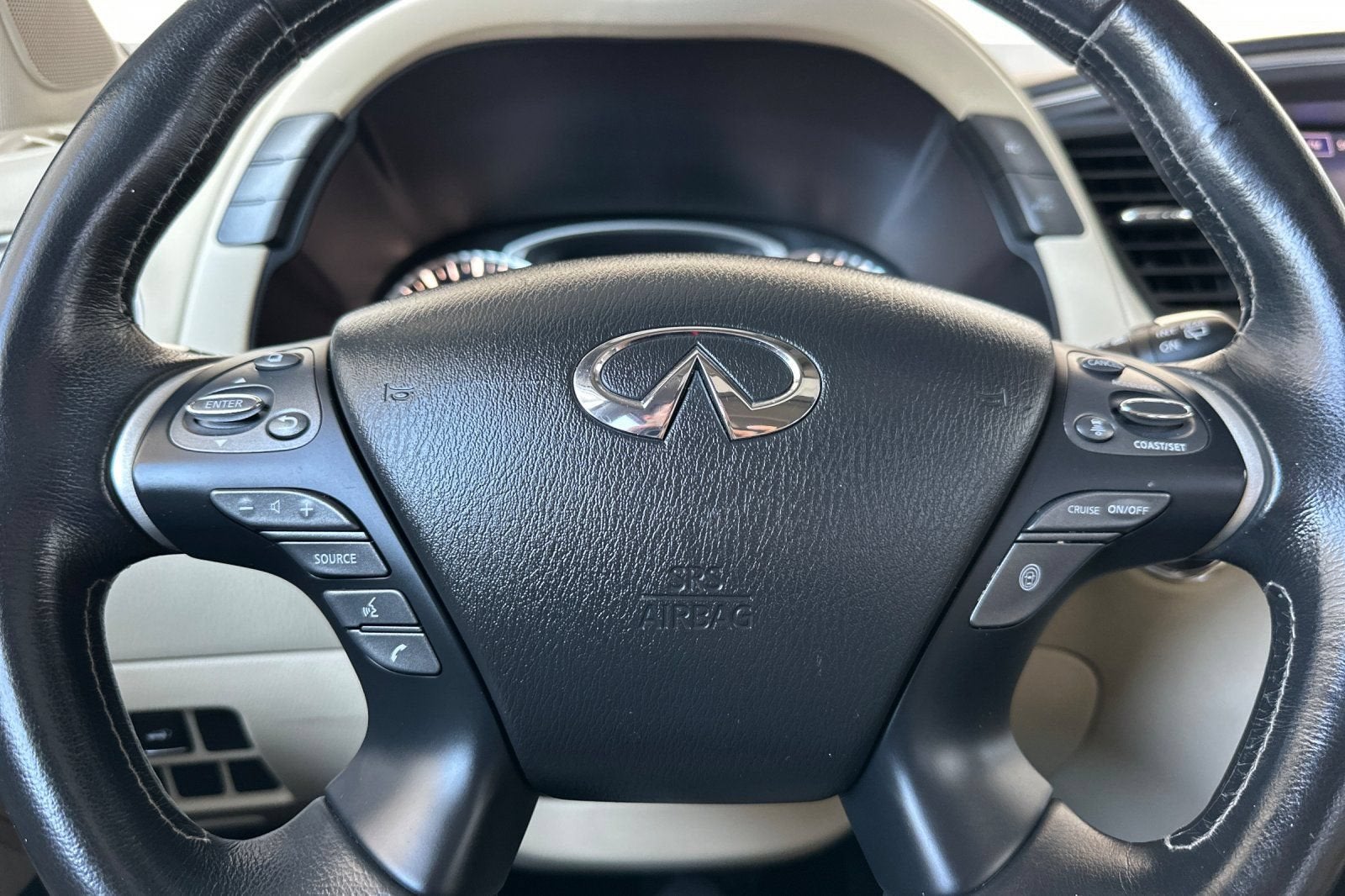 2019 INFINITI QX60 LUXE