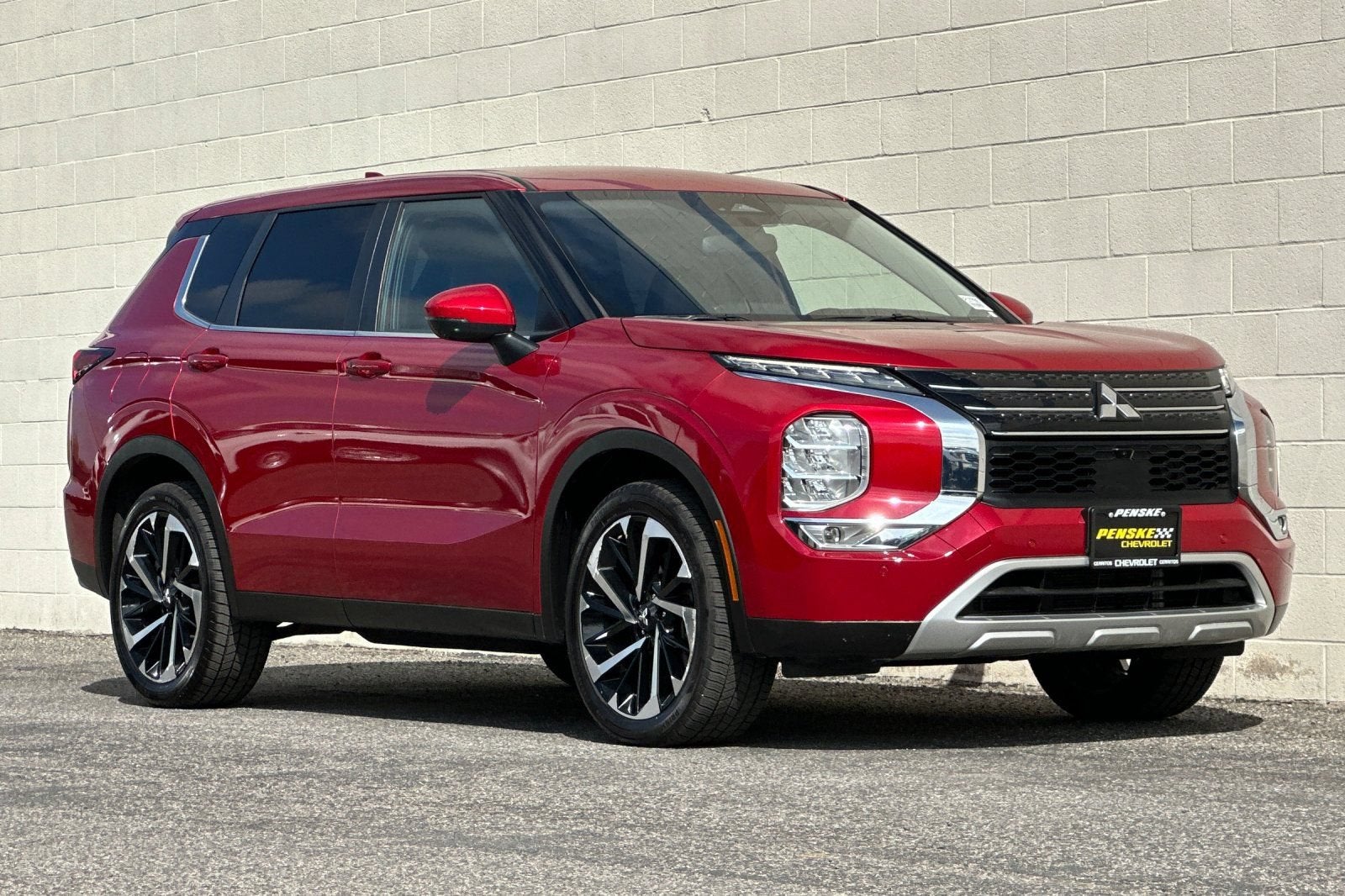 2024 Mitsubishi Outlander SE