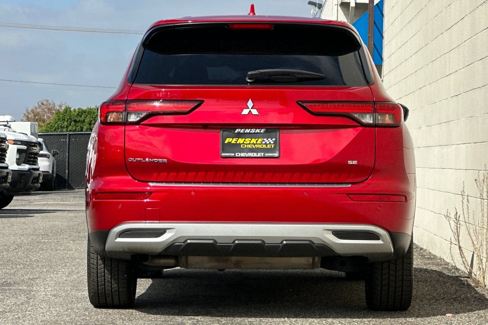 2024 Mitsubishi Outlander SE