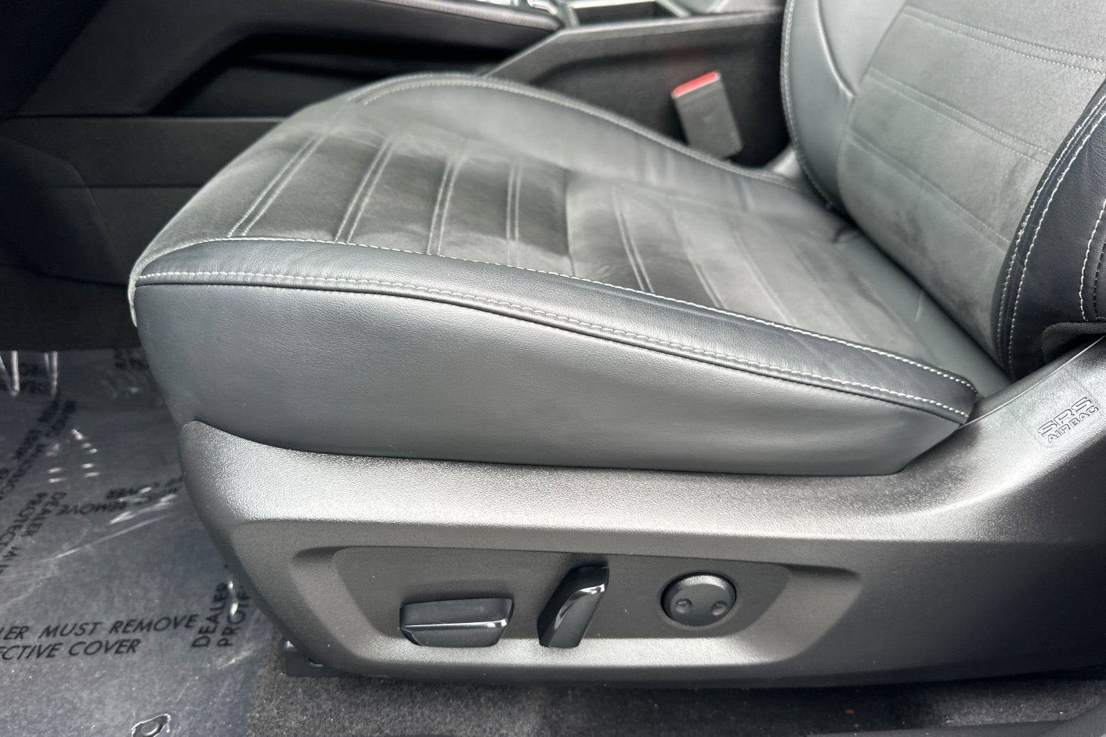 2023 Mitsubishi Outlander PHEV SE