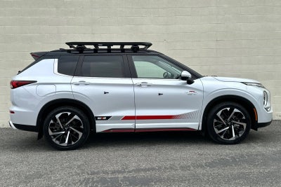 2023 Mitsubishi Outlander PHEV SE