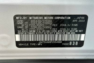 2023 Mitsubishi Outlander PHEV SE