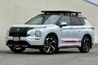 2023 Mitsubishi Outlander PHEV SE