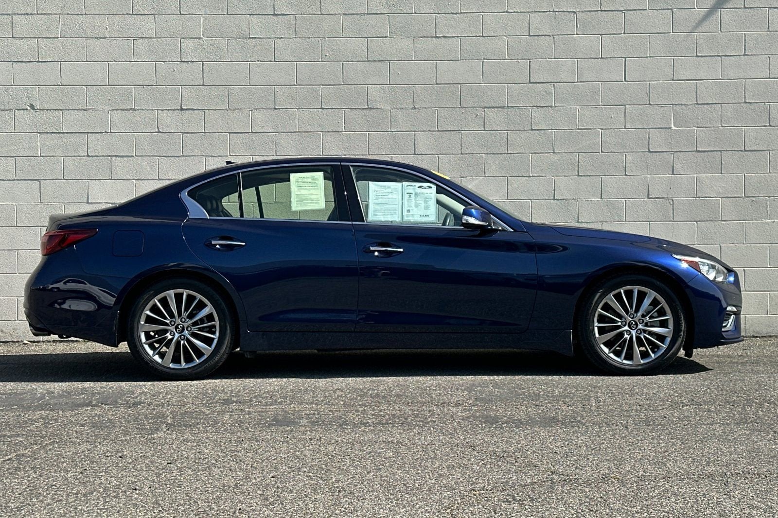2023 INFINITI Q50 LUXE