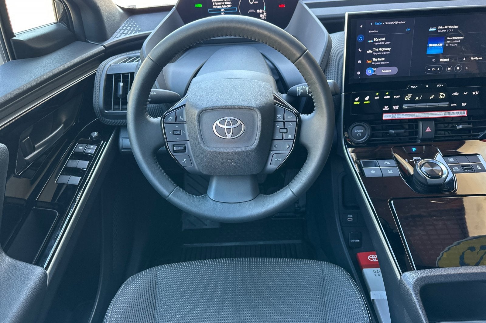 2025 Toyota bZ4X XLE