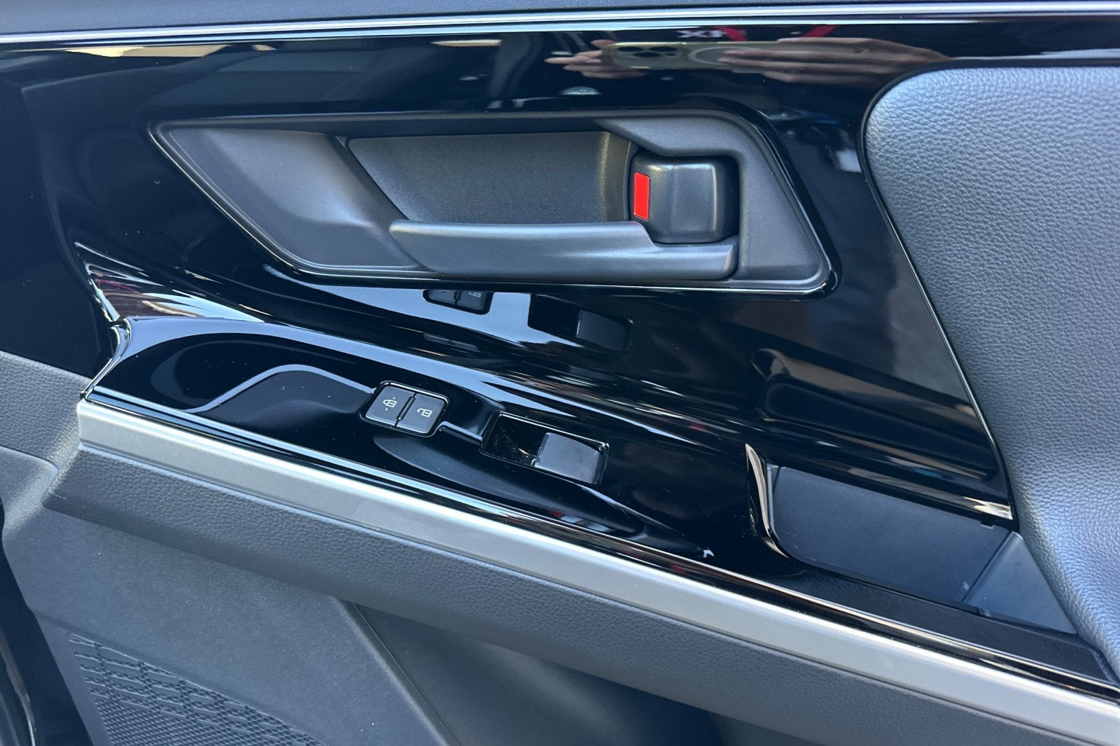 2025 Toyota bZ4X XLE