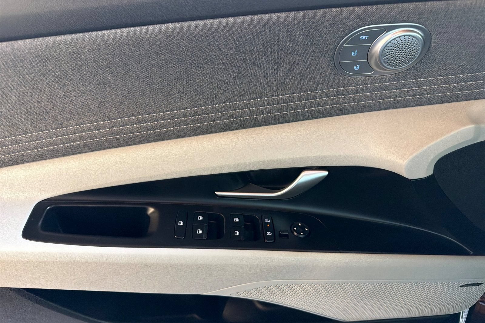 2024 Hyundai Elantra Hybrid Limited