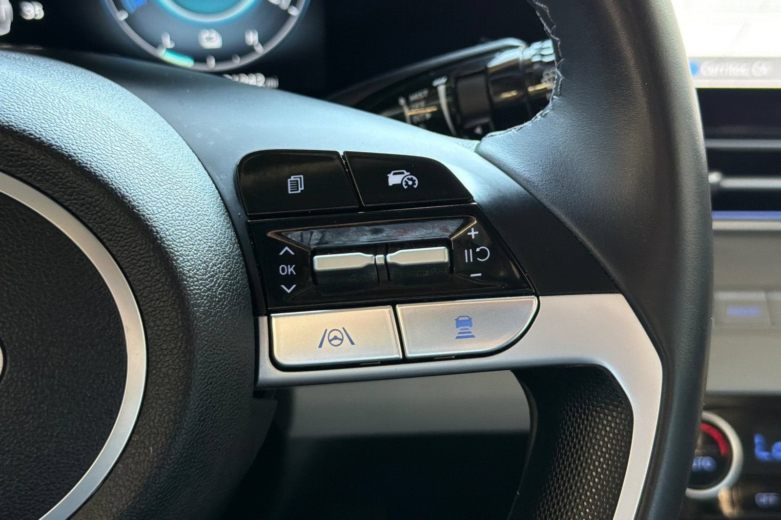 2024 Hyundai Elantra Hybrid Limited