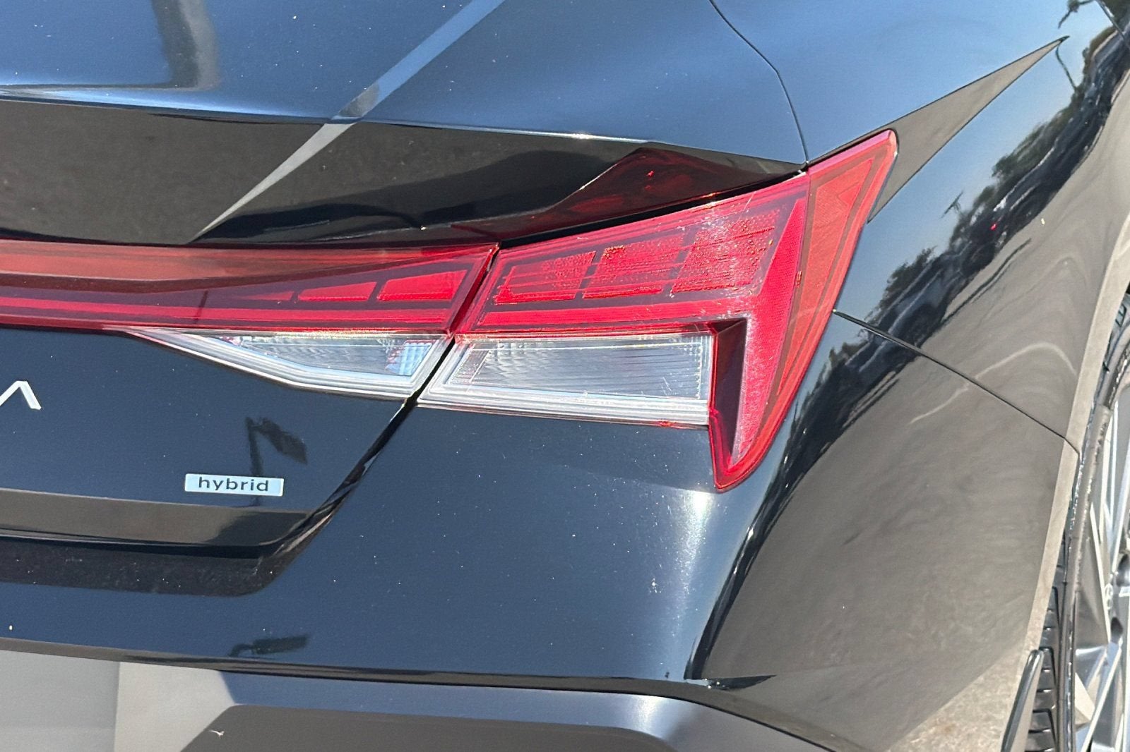 2024 Hyundai Elantra Hybrid Limited