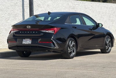 2024 Hyundai Elantra Hybrid Limited