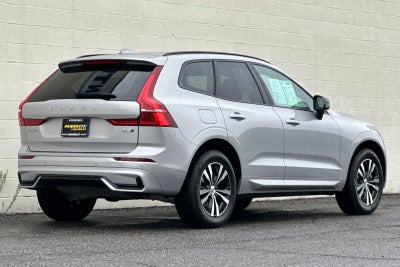 2024 Volvo XC60 Core Dark Theme