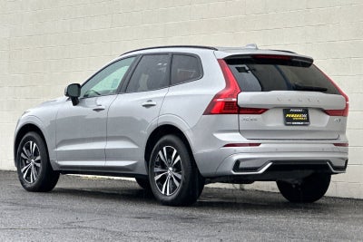 2024 Volvo XC60 Core Dark Theme